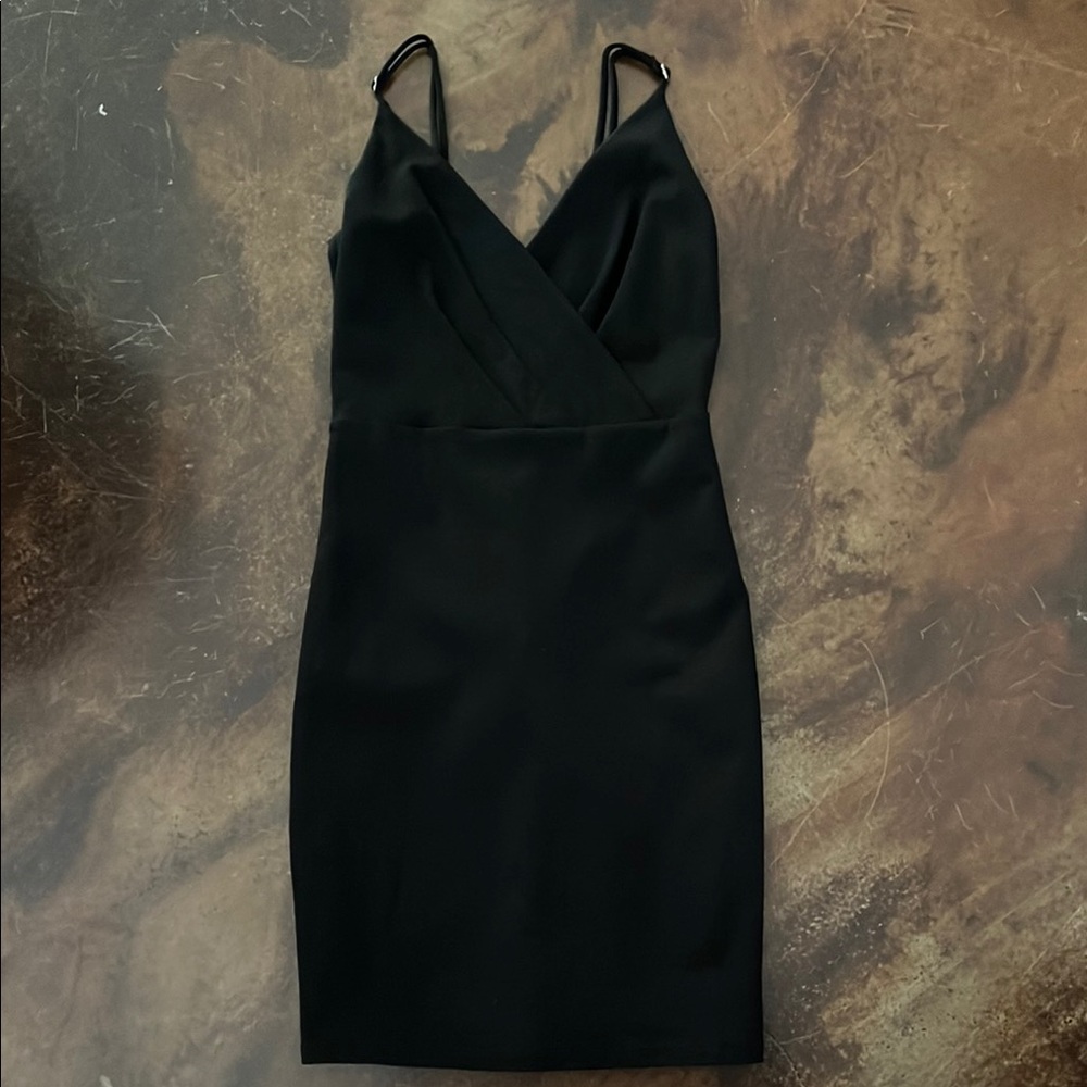 Lulu's Black Spaghetti Strap Bodycon Dress size XS. The Perfect Black Dress